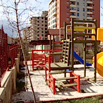 Spor Sahaları ve Oyun Alanları